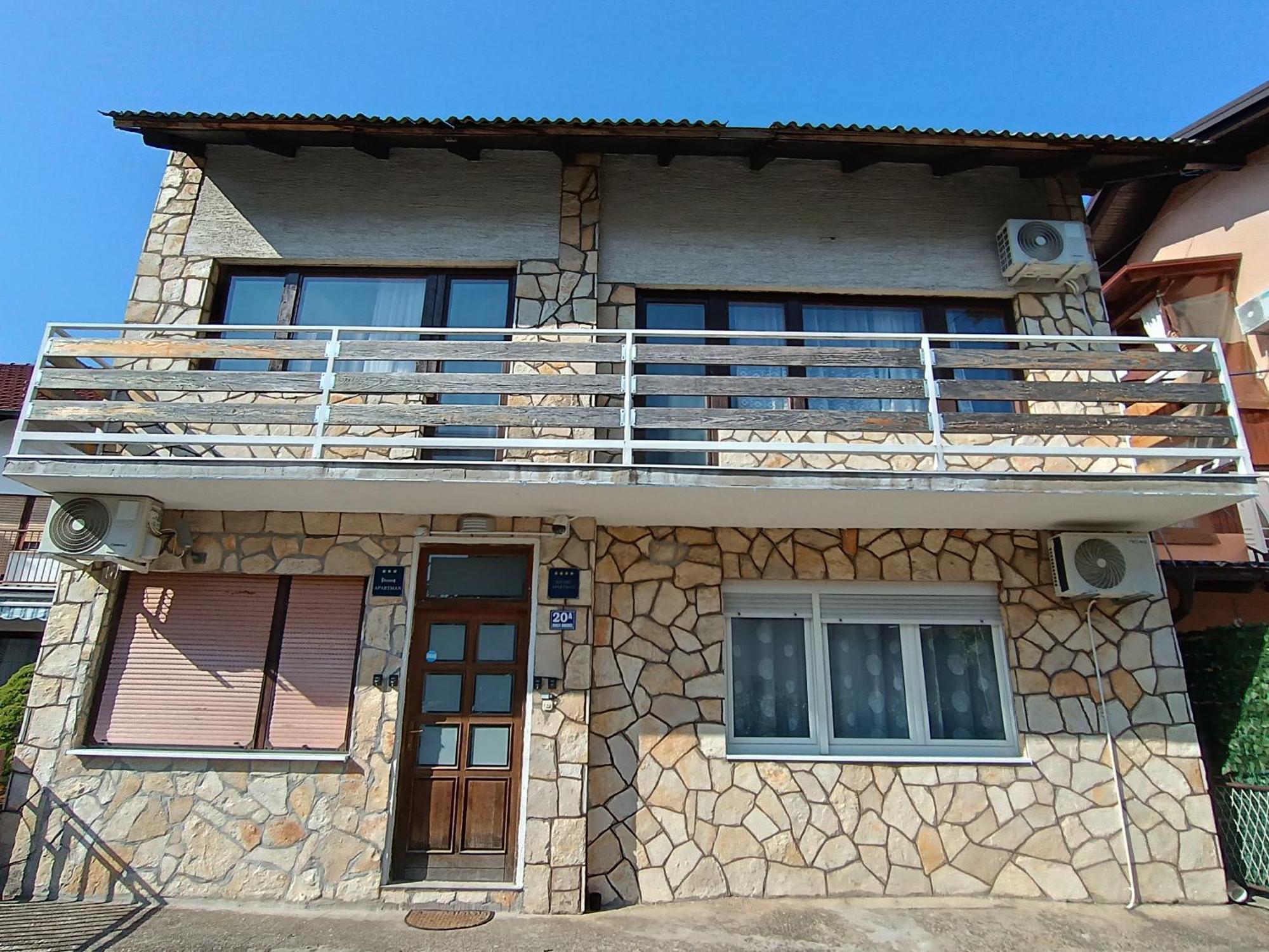 Cozy 1-Bdrm Apt In Dubec, Ideal For Work Or Study 赛斯韦泰 外观 照片